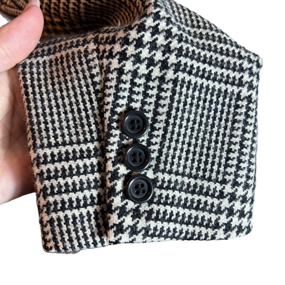 Vintage Ann Taylor Petites Houndstooth Wool Blazer, Size 8 Petite - Picture 7 of 8